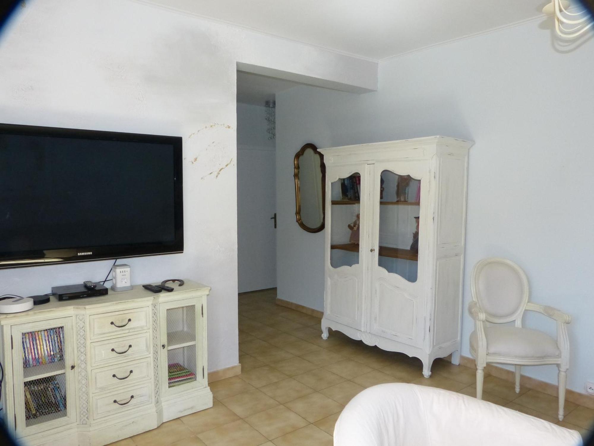 Eclats Du Sud Hebergements "Les Lavandes" Ou "Les Romarins" Meubles De Tourisme Classes 3 Etoiles Ориоль Номер фото